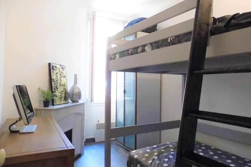 2 spacious bedrooms near Riquier station! Nice Appartement