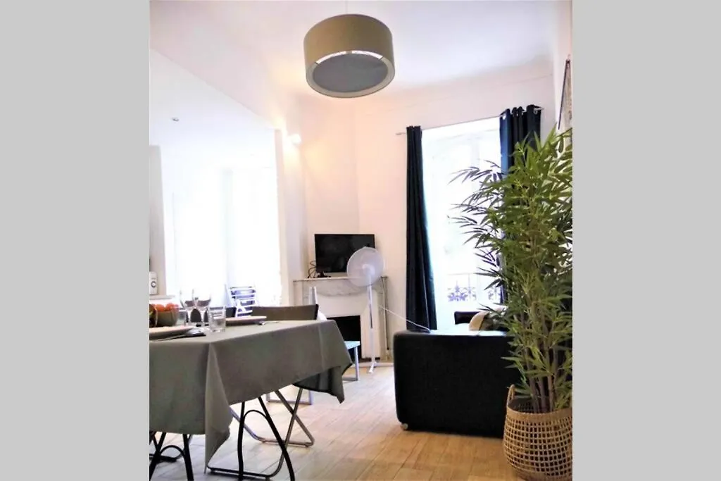 Appartement 2 spacious bedrooms near Riquier station! Nice France
