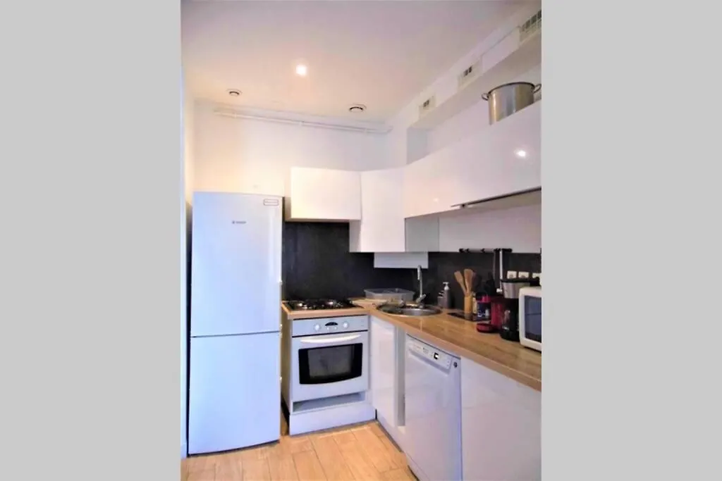 Appartamento 2 Spacious Bedrooms Near Riquier Station! Nizza Francia