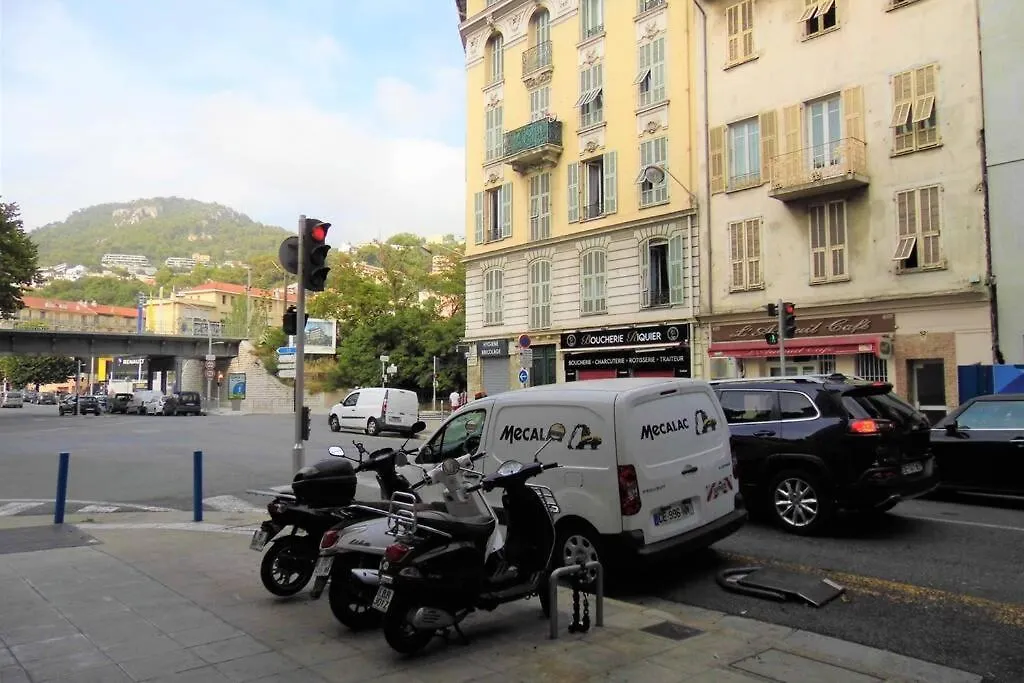 2 spacious bedrooms near Riquier station! Nice 0*,