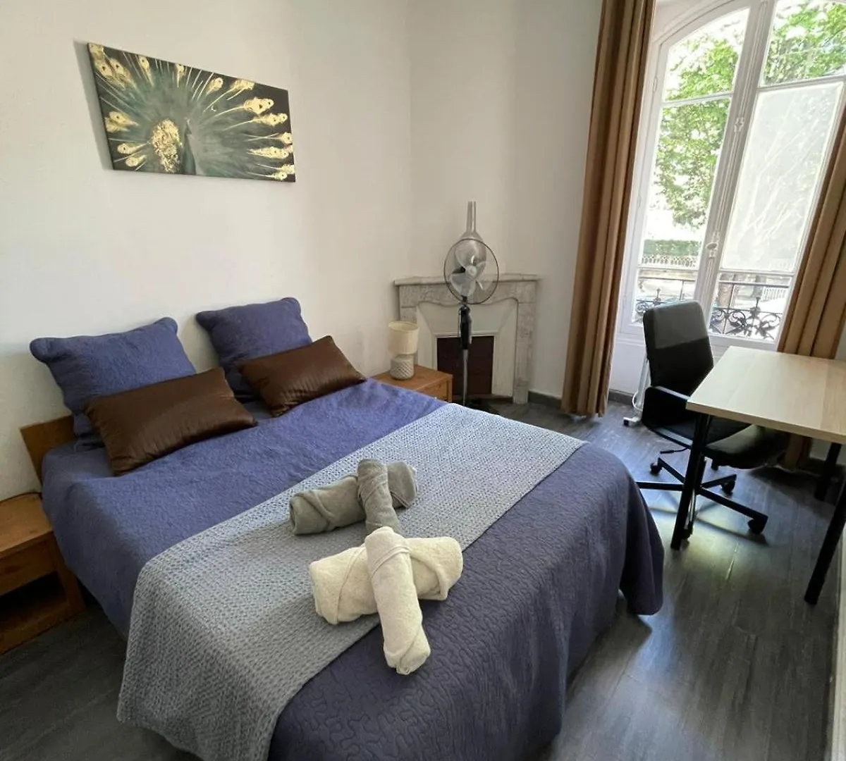 2 Spacious Bedrooms Near Riquier Station! Nice